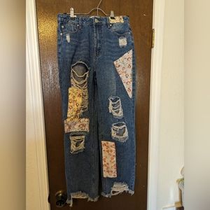 Patchwork ripped jeans